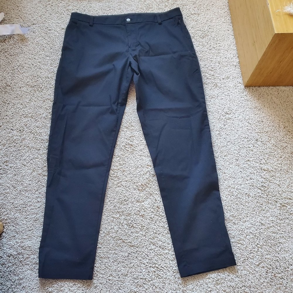 Lululemon Black Casual Business Semi Dress Men's Pants  Size 38" X 43"